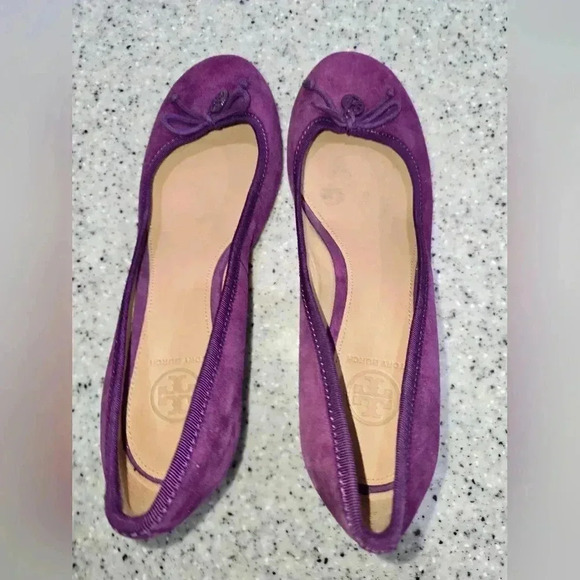Tory Burch Suede Wedges in Plum Size 8.5 - Picture 4 of 7